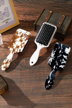 Chestnut Cow Print Long Handle Air Cushion Comb